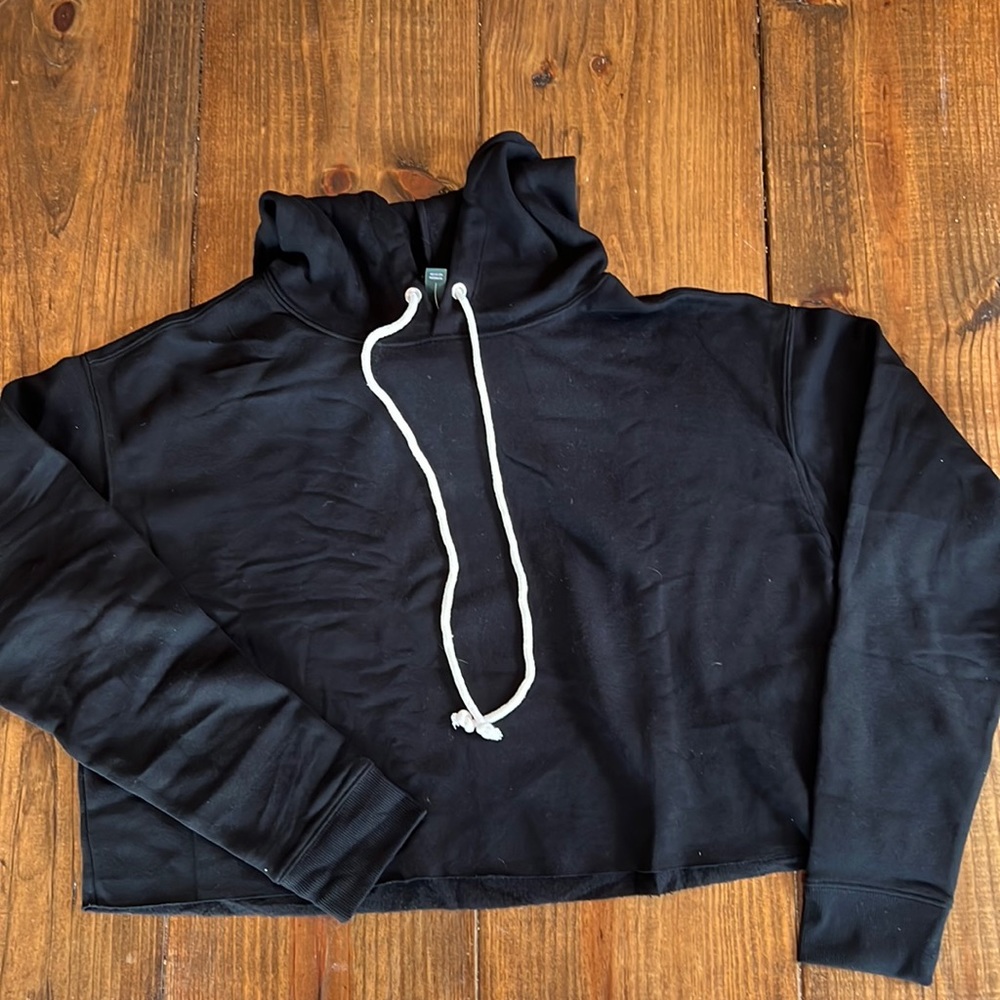 NWT Cropped Oversized Hoodie